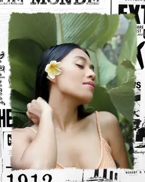 Magazine paper frame portrait template