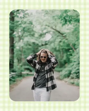Light green checkered frame portrait template